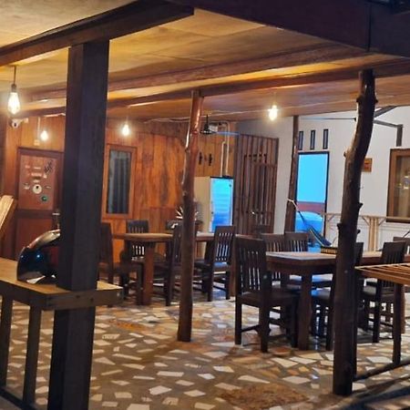 Arthur Homestay Telescope Mentawai Tua Pejat Zewnętrze zdjęcie