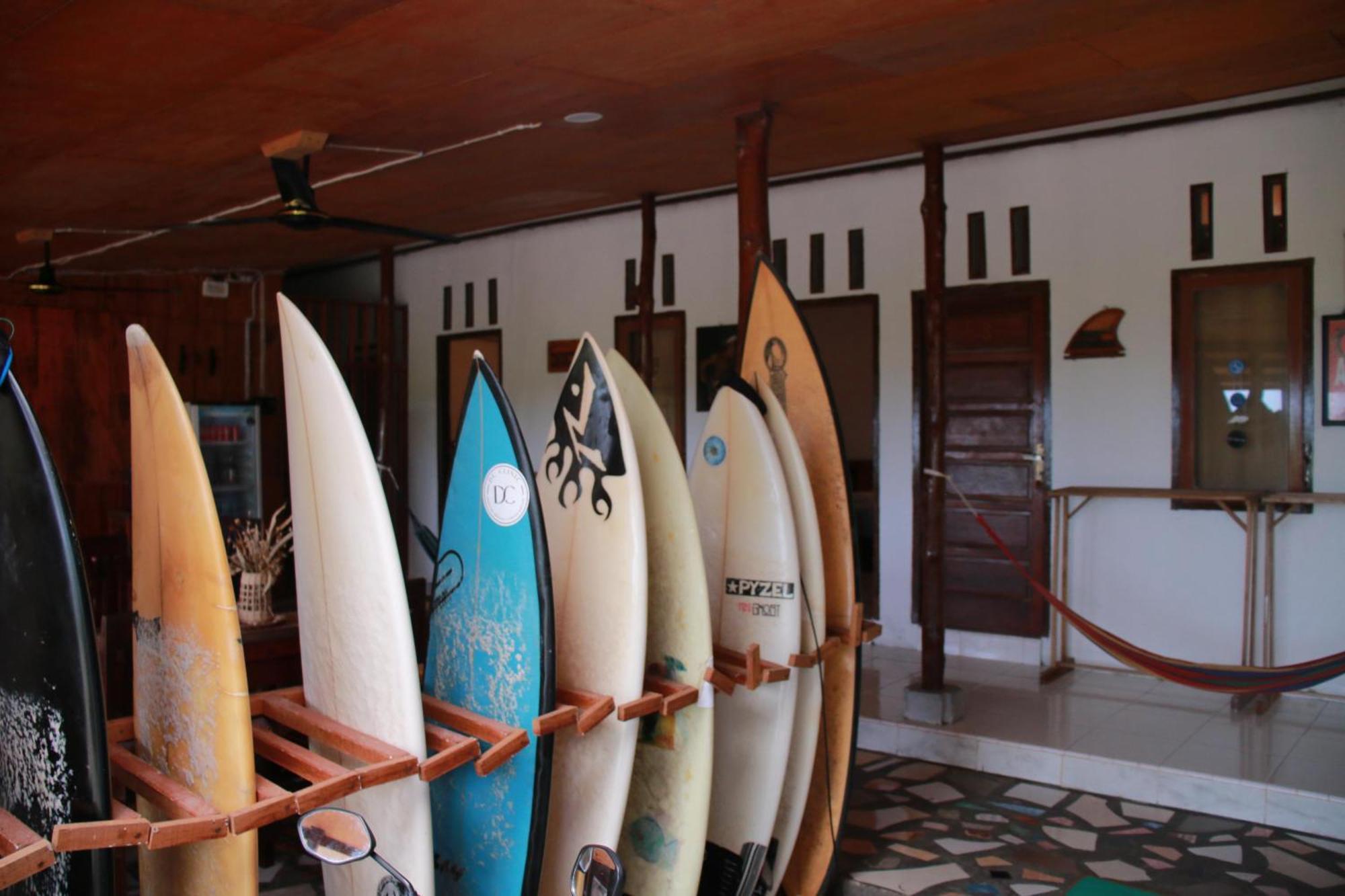 Arthur Homestay Telescope Mentawai Tua Pejat Zewnętrze zdjęcie